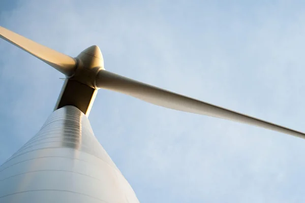 SBL-How-to-Monitor-Wind-Turbine-Performance