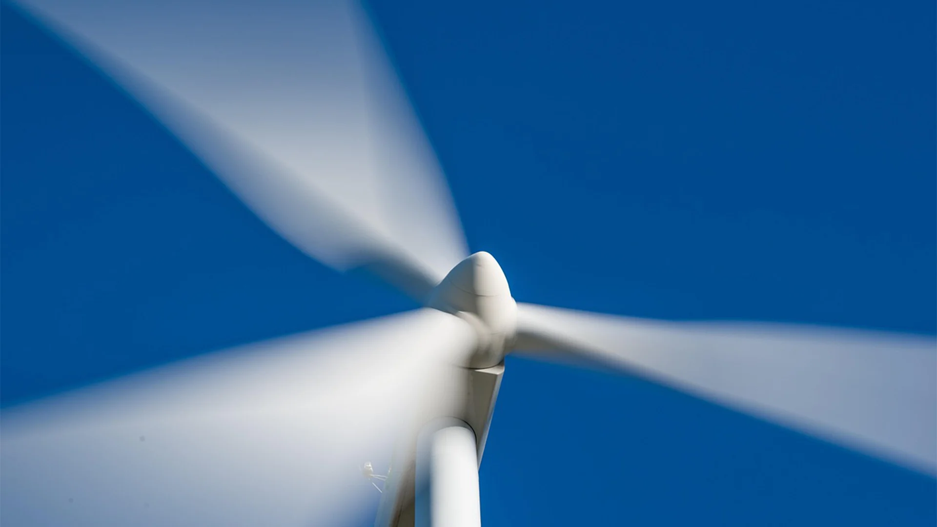 SBL-Solutions-wind-farm-maintenance-body-2 SBL-Solutions-wind-farm-maintenance-body-2
